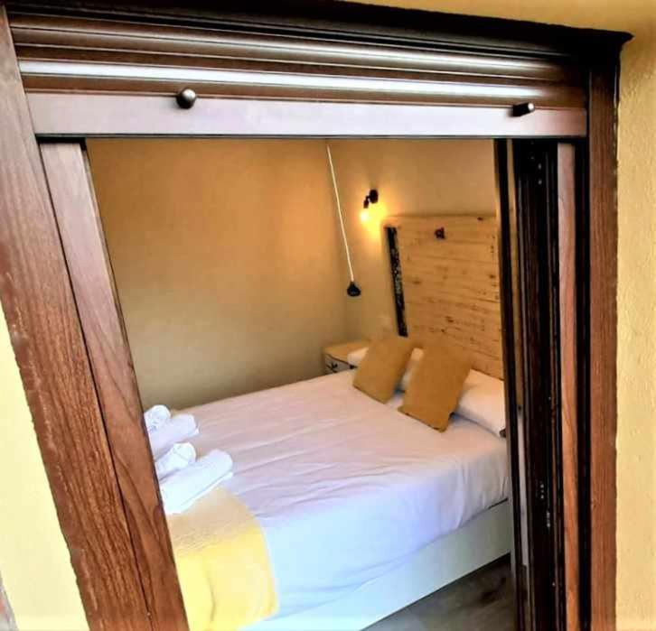 Apartamentos La Rosa Y El Pastor Guijo de Santa Bárbara エクステリア 写真